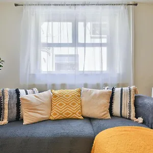 Stayright 2 Bed Flat- 10 Mins Walk To Castle & Centre Apartment