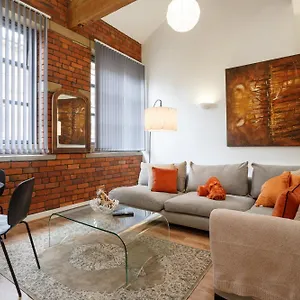 https://cozy-downtown-loft-in-bradford.yorkshirehotels.net