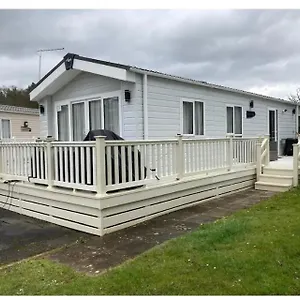 https://villa-tulip-on-oakdene.bournemouth-hotels.org